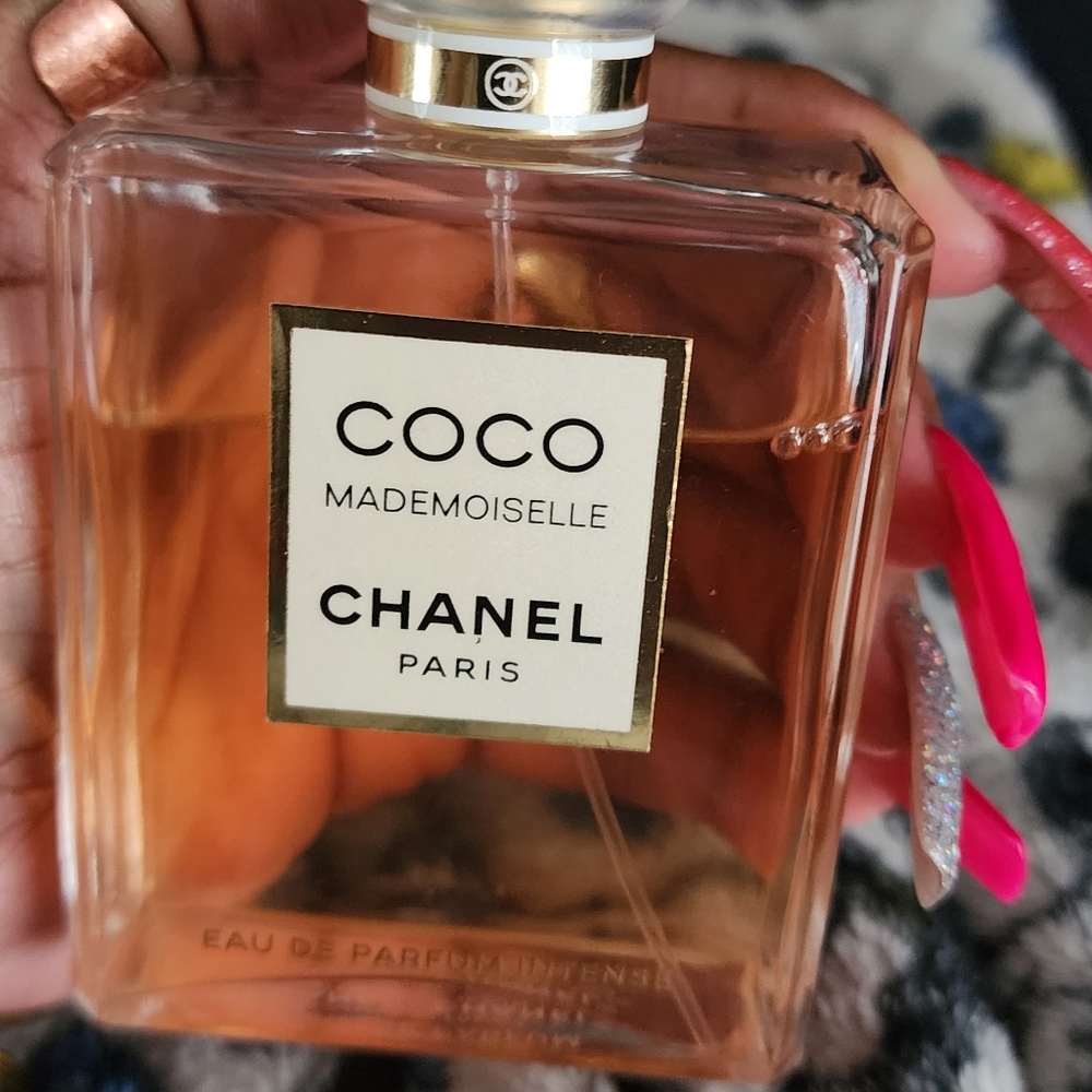 Coco mademoiselle Chanel